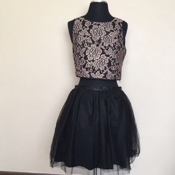 Emerald Sundae Dresses & Skirts - 2 piece dress